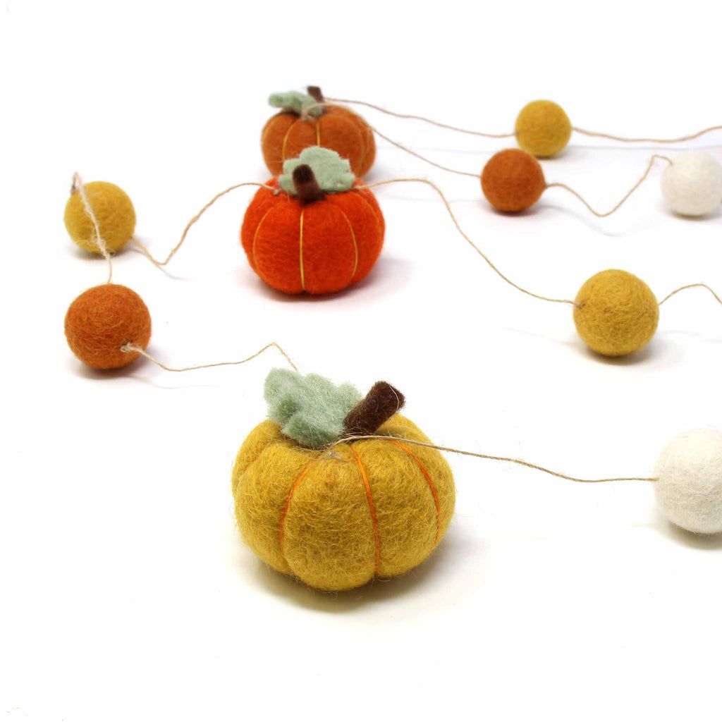 Hand Felted Garland: Pumpkins - Global Groove